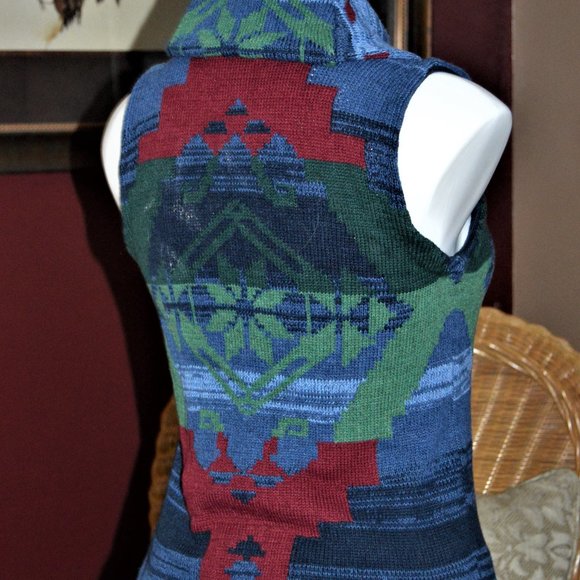 RALPH LAUREN CHAPS XS AZTEC SWEATER VEST BLUE, GREEN & RED VERY NICE WOMENS - Picture 2 of 4